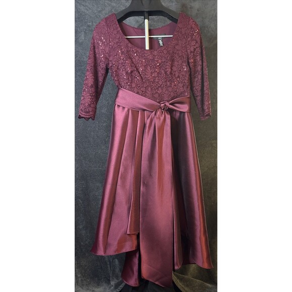 R & M Richards Red Asymmetrical High-Low Cocktail Dress 6P - Picture 2 of 11